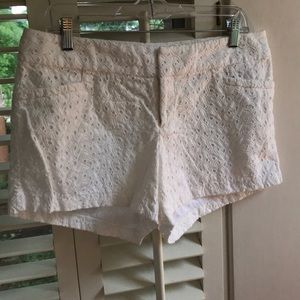 Lilly Pulitzer Walsh Shorts Size 8 White Eyelet